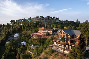 Avalon Cottages Kanatal