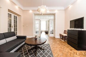 Native Apartments Batorego 7