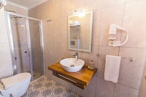 Bozcaada Butik Pansiyon