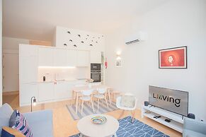 Liiiving in Porto - Haven Pool Apartment