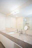 Liiiving in Porto - Haven Pool Apartment