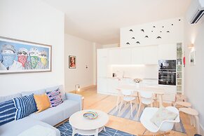 Liiiving in Porto - Haven Pool Apartment