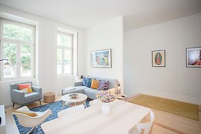 Liiiving in Porto - Haven Pool Apartment