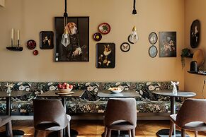 Hôtel Arago - Entrée autonome, réception en ligne - Encore Mieux