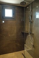 Sky-High Central Penthouse - 02