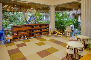 Family Selection At Grand Palladium Kantenah Resort & Spa - All Inclus