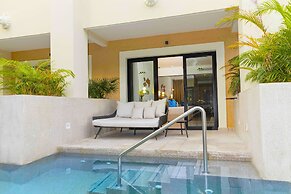 Family Selection At Grand Palladium Kantenah Resort & Spa - All Inclus