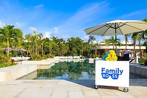 Family Selection At Grand Palladium Kantenah Resort & Spa - All Inclus