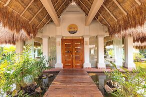 Family Selection At Grand Palladium Kantenah Resort & Spa - All Inclus