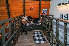 Bill Big Bear Bunkhouse