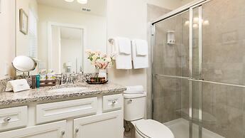 7BR Serene Home Close to Disney, Private Pool, Spa