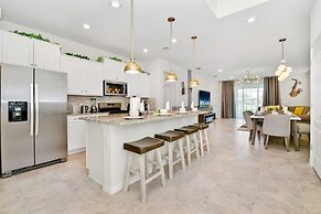 Solterra Resort 7br Lakeview Villa Pool Spa Disney