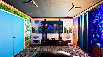 Opulent Villa: Heated Pool, Theater, Game Room