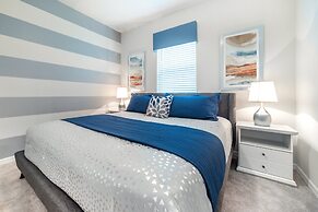 30% Off! Spacious 5BR Home Near Disney, Gameroom