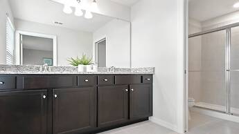 Windsor Island Luxe Villa w/ Pool/spa Near Disney