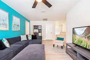 Lakeview 6BR Cozy Home Pool/spa,steps to Waterpark