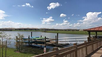 Lakeview 6BR Cozy Home Pool/spa,steps to Waterpark