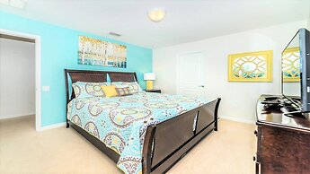 Windsor Hills Cozy Home Pool/spa 2 Mile to Disney