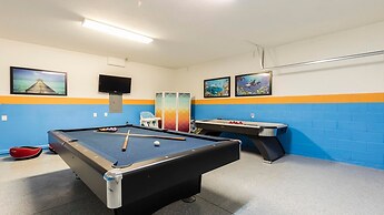 Windsor Hills Cozy Home Pool/spa 2 Mile to Disney