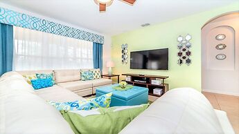 Windsor Hills Cozy Home Pool/spa 2 Mile to Disney