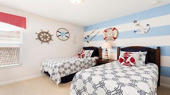 Windsor Hills Cozy Home Pool/spa 2 Mile to Disney