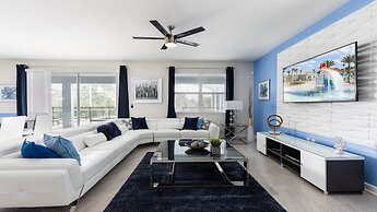 Resort-style Living Near Disney With Pool & Theate