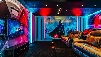 Family-friendly Oasis With Resort Amenities