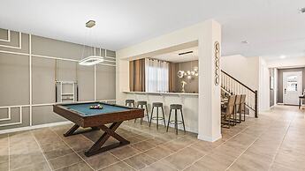 Family-friendly Oasis With Resort Amenities