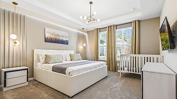 Family-friendly Oasis With Resort Amenities