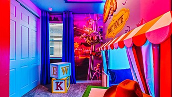 Family-friendly Oasis With Resort Amenities