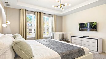 Family-friendly Oasis With Resort Amenities