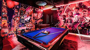 Family Oasis: Pool, Themed Rooms & Resort Access