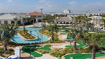 Family Oasis: Pool, Themed Rooms & Resort Access