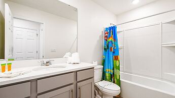 Extraordinary Solara 7BR Private Pool/spa Near Disney