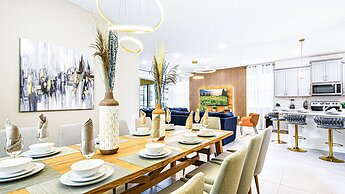 Extraordinary Solara 7BR Private Pool/spa Near Disney