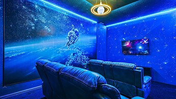 Extraordinary Solara 7BR Private Pool/spa Near Disney