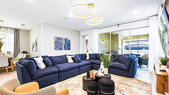 Extraordinary Solara 7BR Private Pool/spa Near Disney