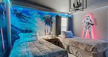 Opulent Retreat With Private Pool Near Disney