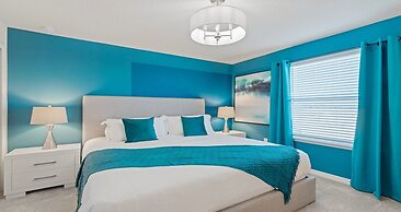 Opulent Retreat With Private Pool Near Disney
