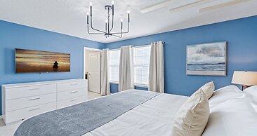 Opulent Retreat With Private Pool Near Disney