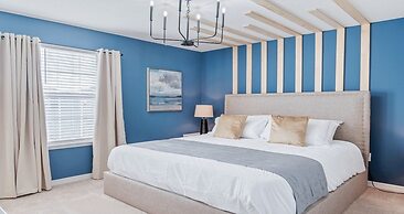 Opulent Retreat With Private Pool Near Disney