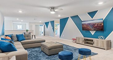 Opulent Retreat With Private Pool Near Disney