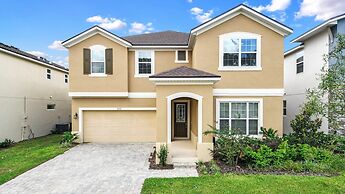 Luxury Orlando Getaway With Resort Perks