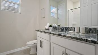 Luxury Orlando Getaway With Resort Perks