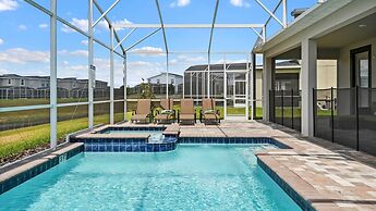 Resort Access Perfect 4 Families Near Theme Parks