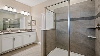 Resort Access Perfect 4 Families Near Theme Parks