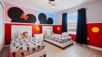 Beautiful Villa With Pool in Windsor Resort