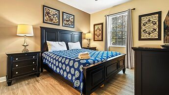 Spacious Getaway With Pool, Near Orlando Parks