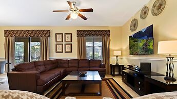 Spacious Getaway With Pool, Near Orlando Parks