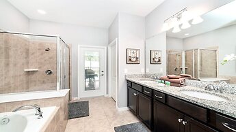 Windsor Greenview Home Pool SPA No Rear Neighbor!